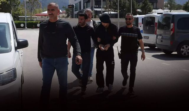 Sokak düğünü kana bulandı: Arkadaşını bıçakla öldürdü!