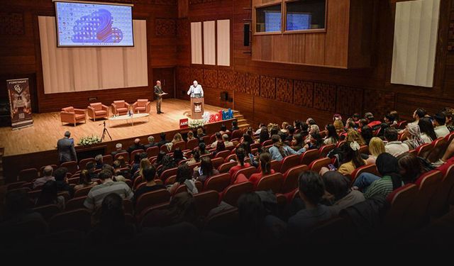 İzmir’de kritik sempozyum: Afetlere hazırlıkta yapay zeka ve dron vurgusu