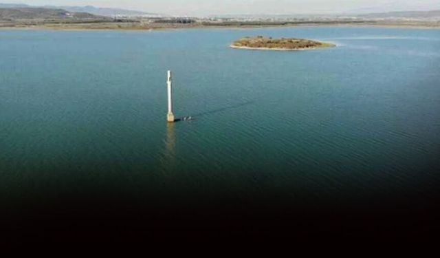 İzmir’in su sorun kalmadı ama… Tahtalı Barajı’nda 112 gün sonra bir ilk!