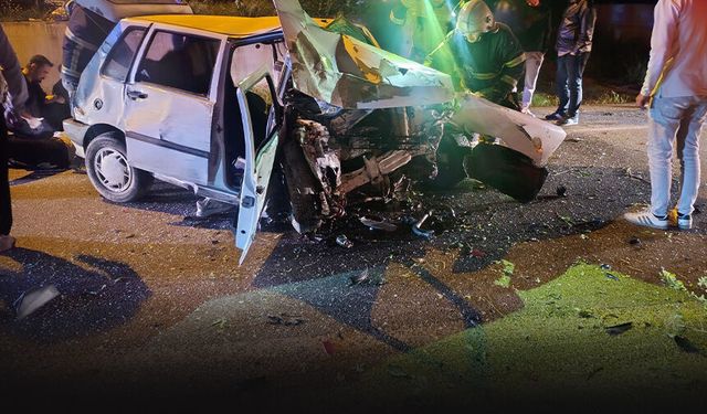 Kontrolden çıkan araç istinat duvarına çarptı... 5 yaralı, 1 ölü!