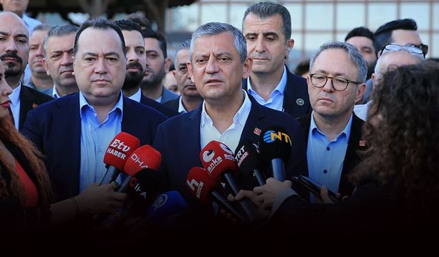 Özel, Manisa'da konuştu: 'Yeni parti' sorusuna yanıt!