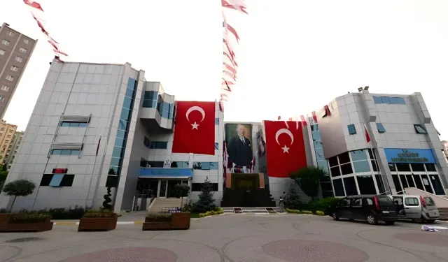 Beylikdüzü Belediyesi'ne operasyon: 27 kişi gözaltına alındı