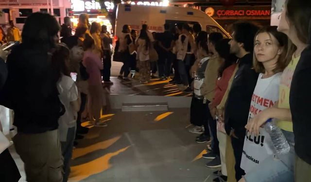 Açlık grevine giren iki öğretmen hastaneye kaldırıldı!