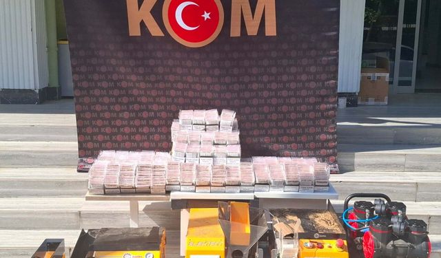 Uşak'ta 20 bin 100 adet kaçak makaron ele geçirildi
