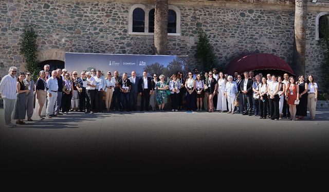 İzmir'de zeytinde sürdürülebilirlik ve ihracat hedefi masada