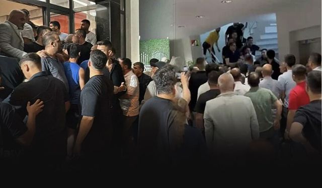 CHP İzmir önceki dönem ilçe başkanlarından ortak bildiri: İşgale ve dayatmaya karşıyız!