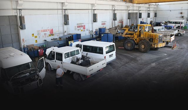 Karşıyaka’da tasarruf dönemi: 4 araç filoya yeniden kazandırıldı