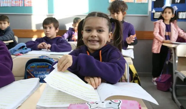 Okullar ne zaman açılacak, ara tatil olacak mı?