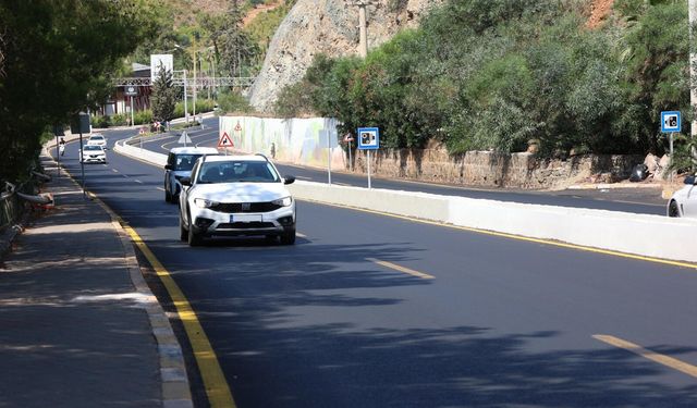 Marmaris'te 77 milyon liralık yol yatırımı tamamlandı