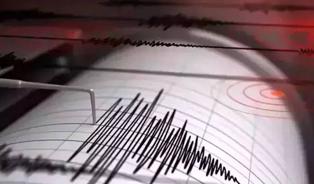 Meksika'da 6.4 büyüklüğünde deprem