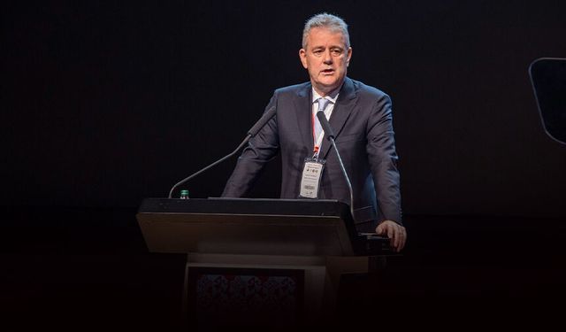 Özgener’den Yorgancılar’a duygusal veda: Hiçbir zaman ‘Kim öne çıksın’ demedik, hep İzmir kazansın istedik!