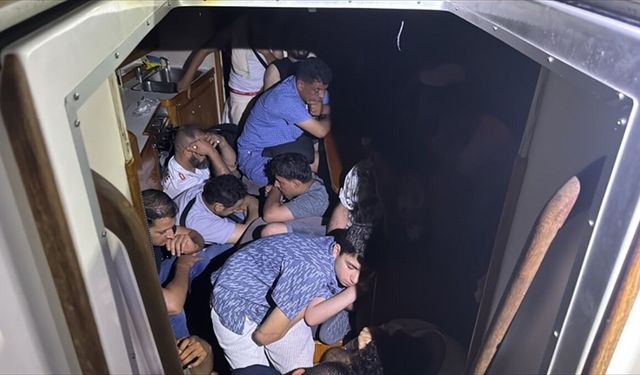 Muğla'da yelkenli teknede 34 düzensiz göçmen yakalandı!