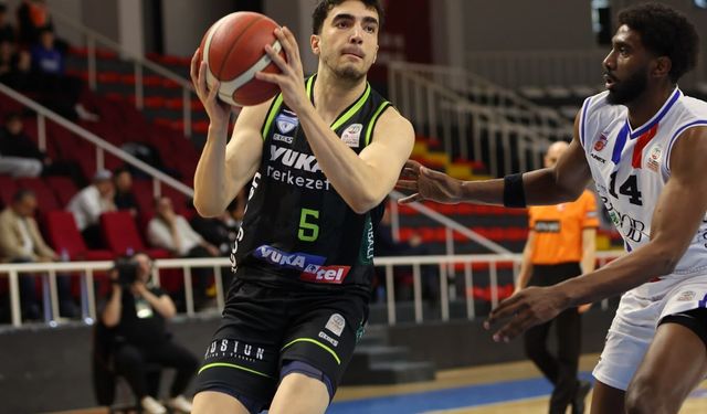 Denizli Basket'te Egemen ve Mustafa Sami'den imza