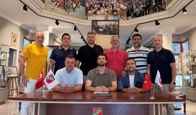 Karşıyaka'da Hakan imzayı attı, ilk yabancı yolda!