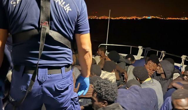 Kuşadası açıklarında 29 kaçak göçmen yakalandı