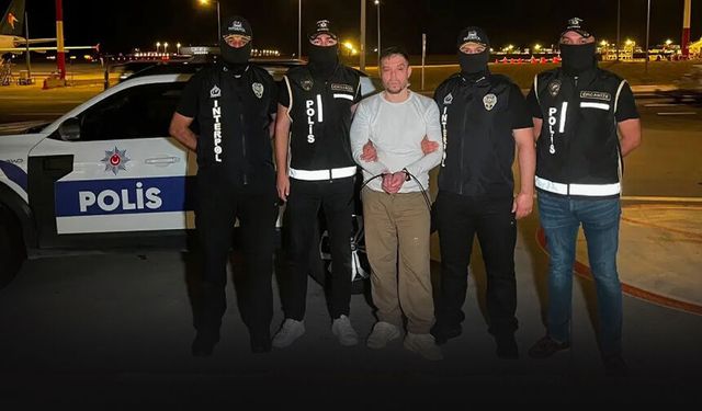 İzmir merkezli suç örgütünün firari lideriydi... Türkiye'ye getirildi!
