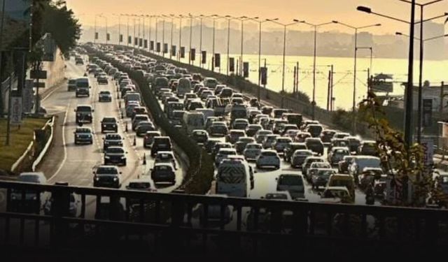 İzmir’de trafik sigortası primleri belli oldu: Tavan 53 bin 974 TL