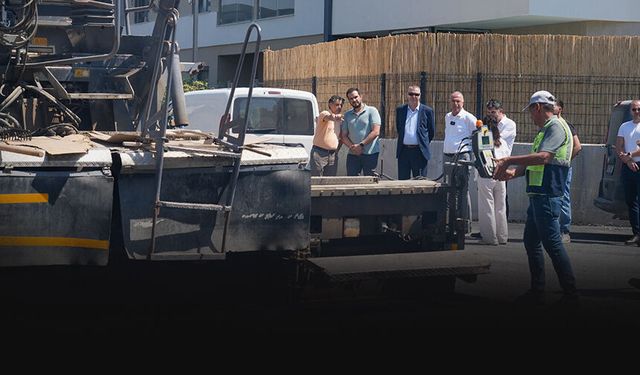 Gaziemir’de yollar yenileniyor... 4 bin 470 ton asfalt serilecek