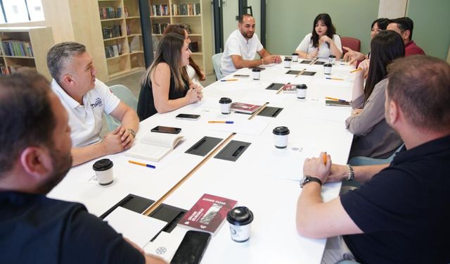 Aliağa’da kitap tutkunları Satır Arası’nda buluşuyor!