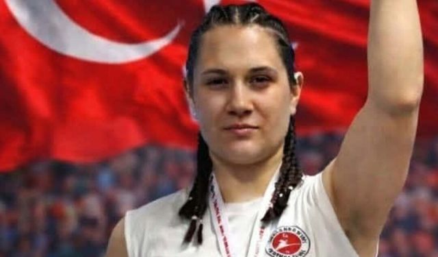 Denizli'nin kick boksta Hilal gururu