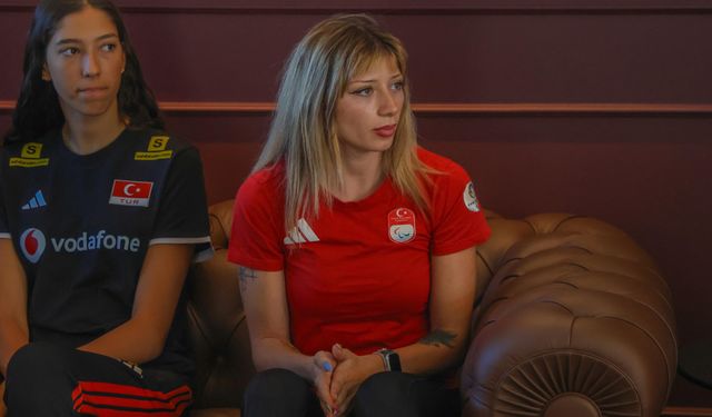 Göztepeli milli sporcular Onursal Başkan Mehmet Sepil'le buluştu