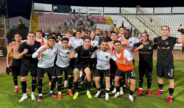 Manisa FK'da gençler sahnede