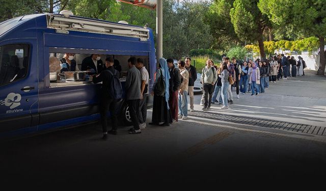 İzmir Büyükşehir Belediyesi’nden on binlerce öğrenciye beslenme desteği