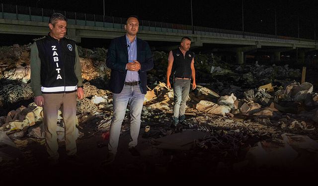Bornova’da kaçak moloza karşı şafak denetimi!