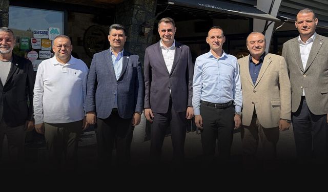 Güç ilçe başkanlarıyla buluştu... Kritik ilçelere milletvekili görevlendirmesi!