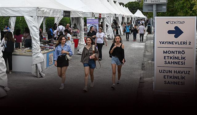 İzmir’de kitap şöleni sürüyor: İZKİTAP’a ziyaretçi akını!