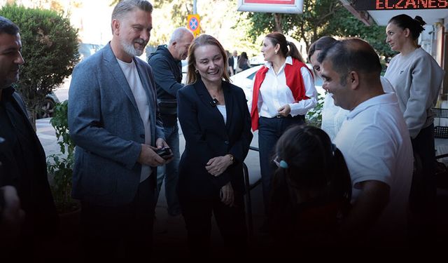 Konak’ta “Komşu Buluşmaları” sürüyor: Başkan Mutlu talepleri yerinde dinledi