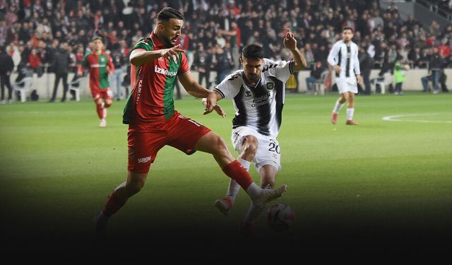İzmir derbisinde 3 puan savaşı: Karşıyaka ve Altay galibiyet peşinde