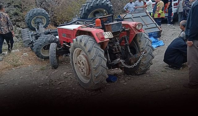 Manisa'da yürek yakan kaza: Traktör devrildi, 2 ölü, 3 yaralı