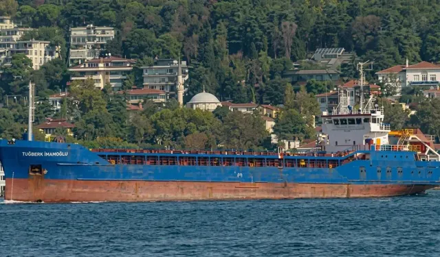 Silivri açıklarında 2 gemi çarpıştı: 10 personelle irtibat kurulamıyor!