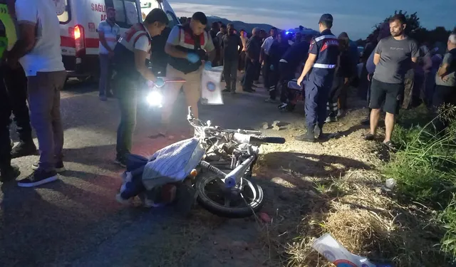 Manisa'da otomobille çarpışan motosikletin sürücüsü hayatını kaybetti