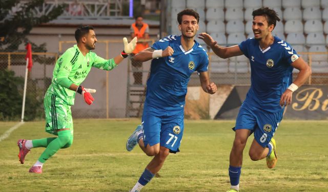 Aliağa FK ve Menemen FK zirve yolunda karşılaşacak