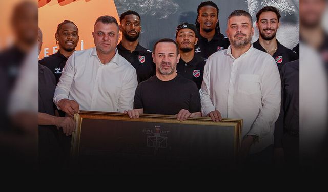 Folkart'tan Karşıyaka'ya basketbol takımı için 50 milyon TL'lik dev destek
