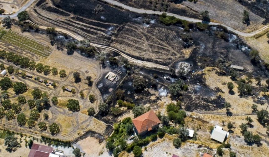 İzmir'deki acı manzara havadan görüntülendi