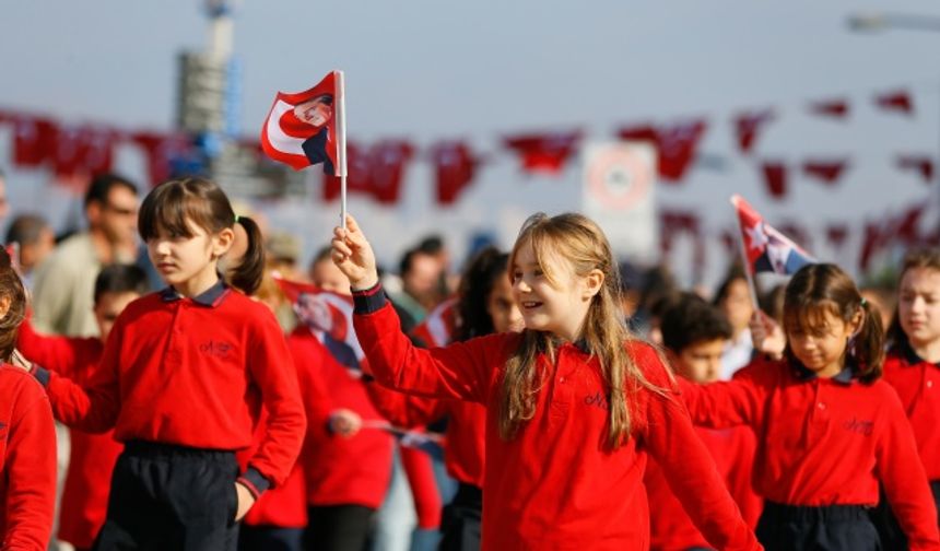 İzmir'de büyük Cumhuriyet coşkusu!