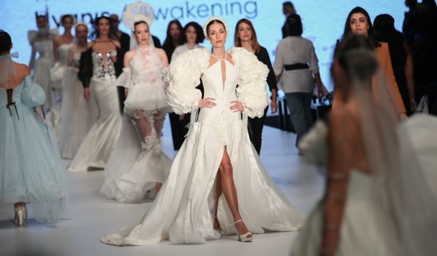 İzmir'de binleri buluşturan fuar... IF Wedding Fashion'dan görkemli açılış!