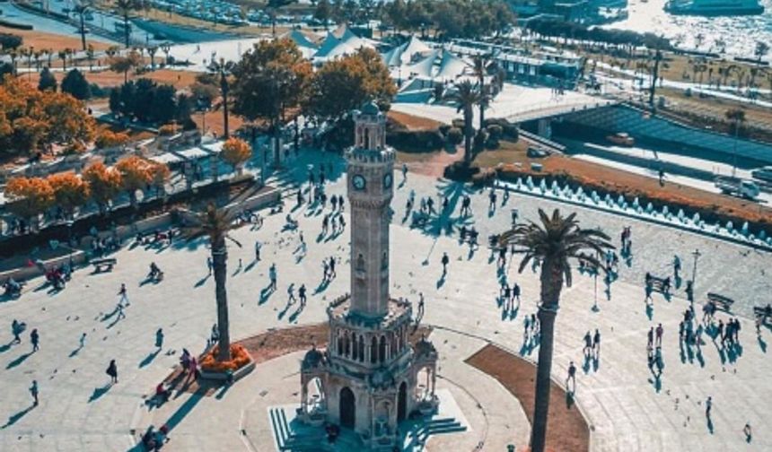 İzmir'in Koronavirüs haritası güncellendi... İşte ilçe ilçe son durum!