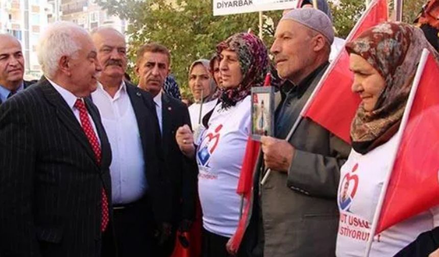 Evlat nöbetindeki aileleri ziyaret eden Perinçek: HDP kapatılacak