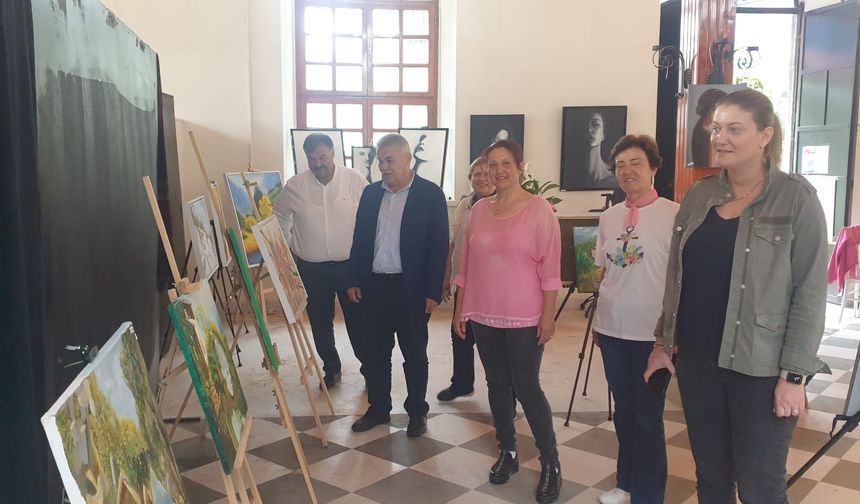 Başkan Tekin'den anlamlı sergiye ziyaret