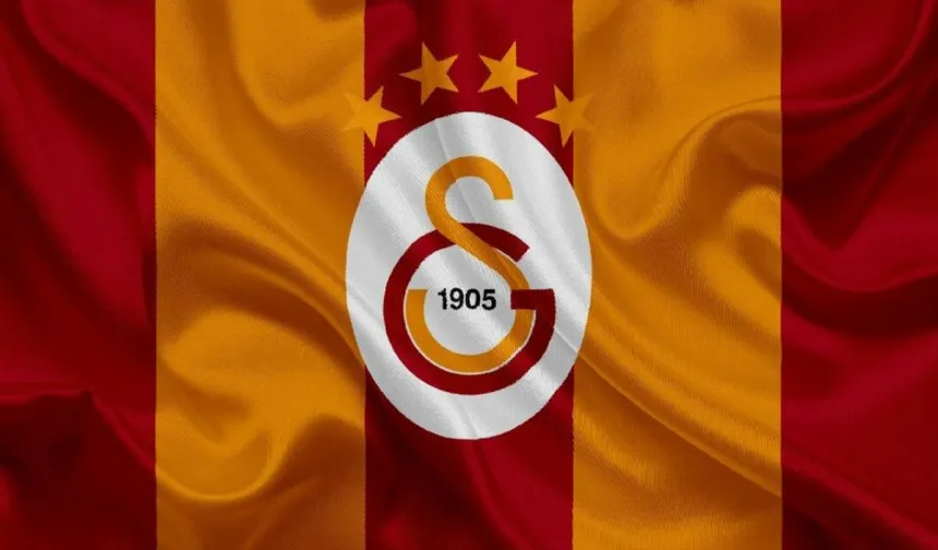 Galatasaray yeni sezon formasını tanıttı