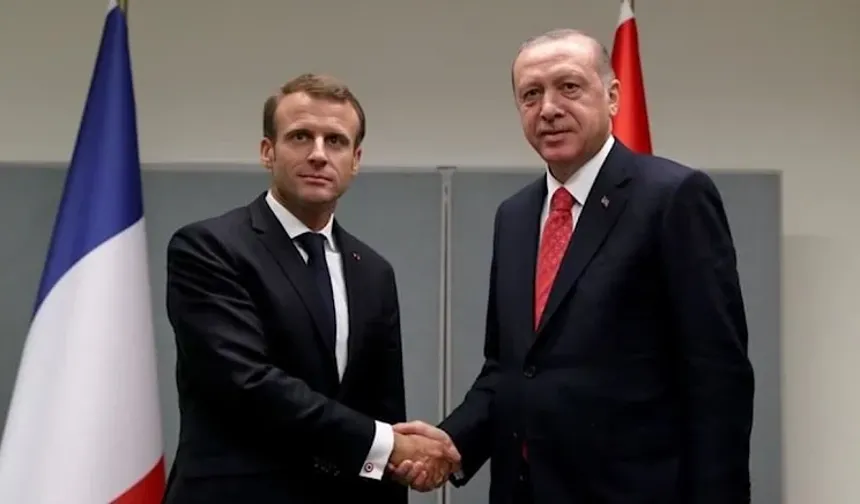 Erdoğan’ı tebrik eden Macron ilişkileri ilerletmeyi istiyor