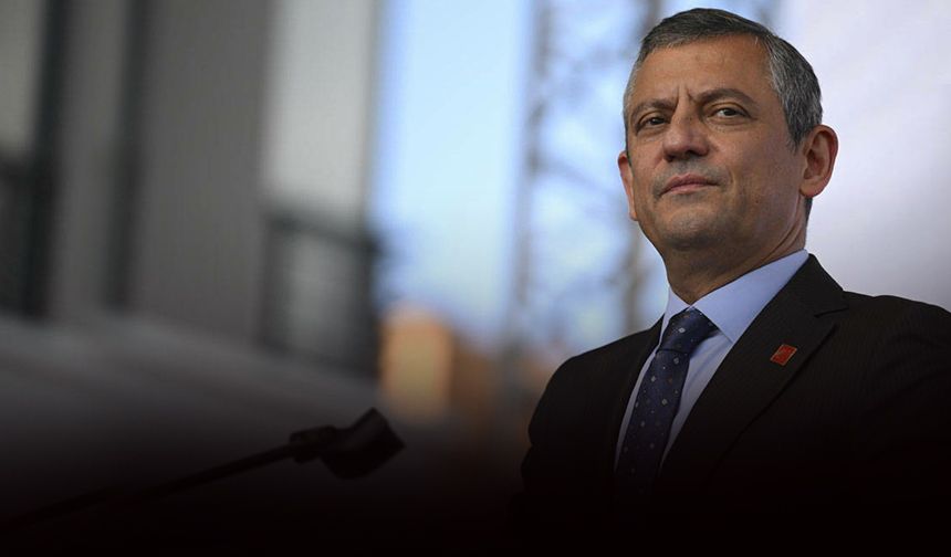 Özel'e yumruklu saldırı... İzmirli siyasetçilerden kınama!