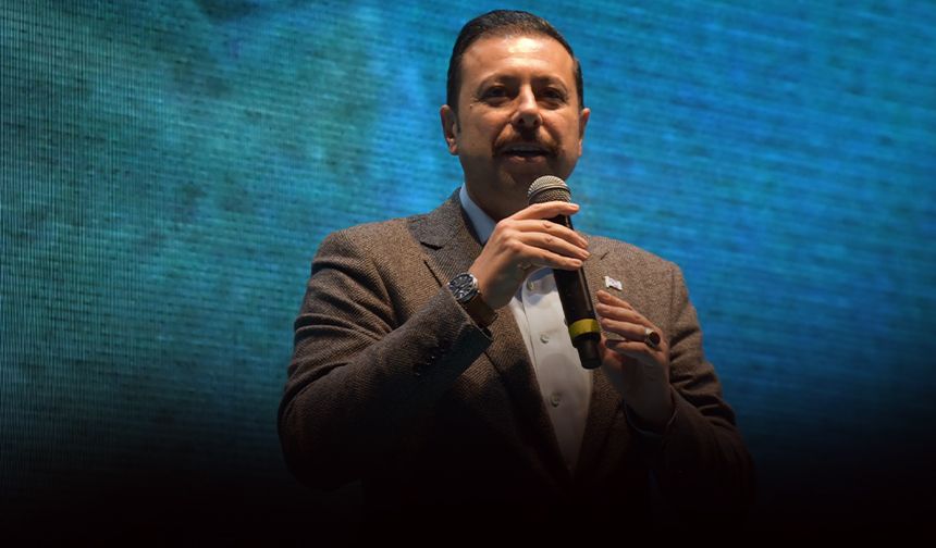AK Partili Kaya'dan çöp eleştirisi... Dünya değişti İzmir değişmedi