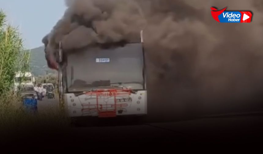 Seyir halindeki ESHOT alev alev yandı... Hurdaya döndü!