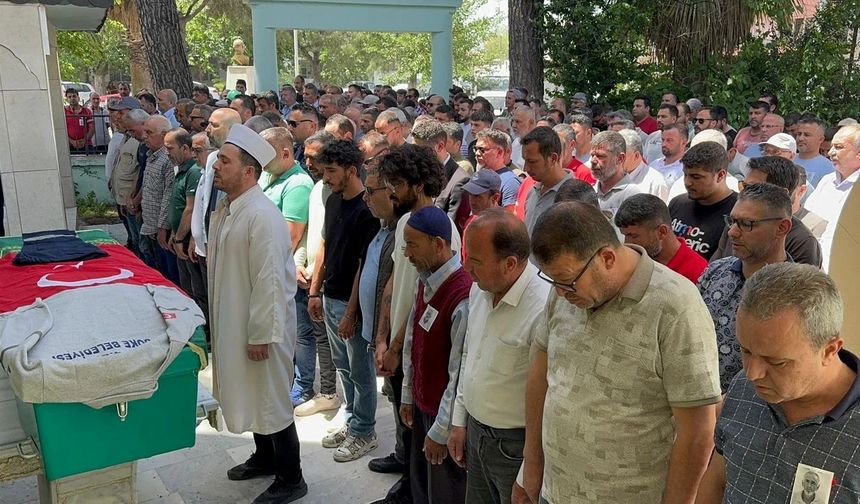 Feci kazada can vermişti... Temizlik işçisi son yolculuğuna uğurlandı!