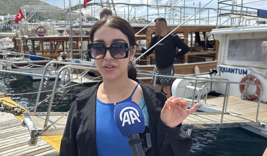 Bodrum'un guletleri misafirlerini mavi yolculuğa çıkarıyor